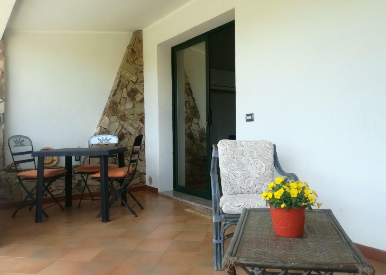 Il Giardino Appartement Lotzorai Buitenkant foto