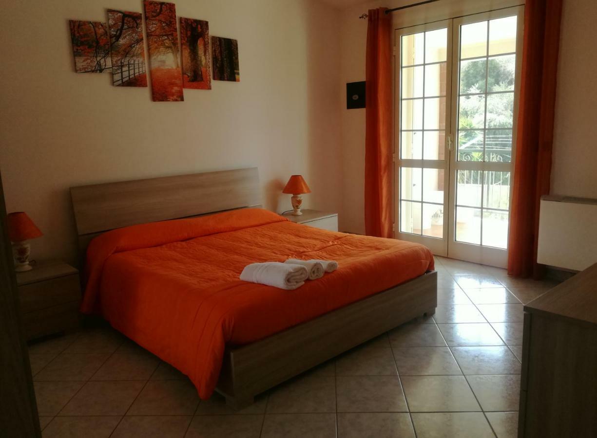 Il Giardino Appartement Lotzorai Buitenkant foto