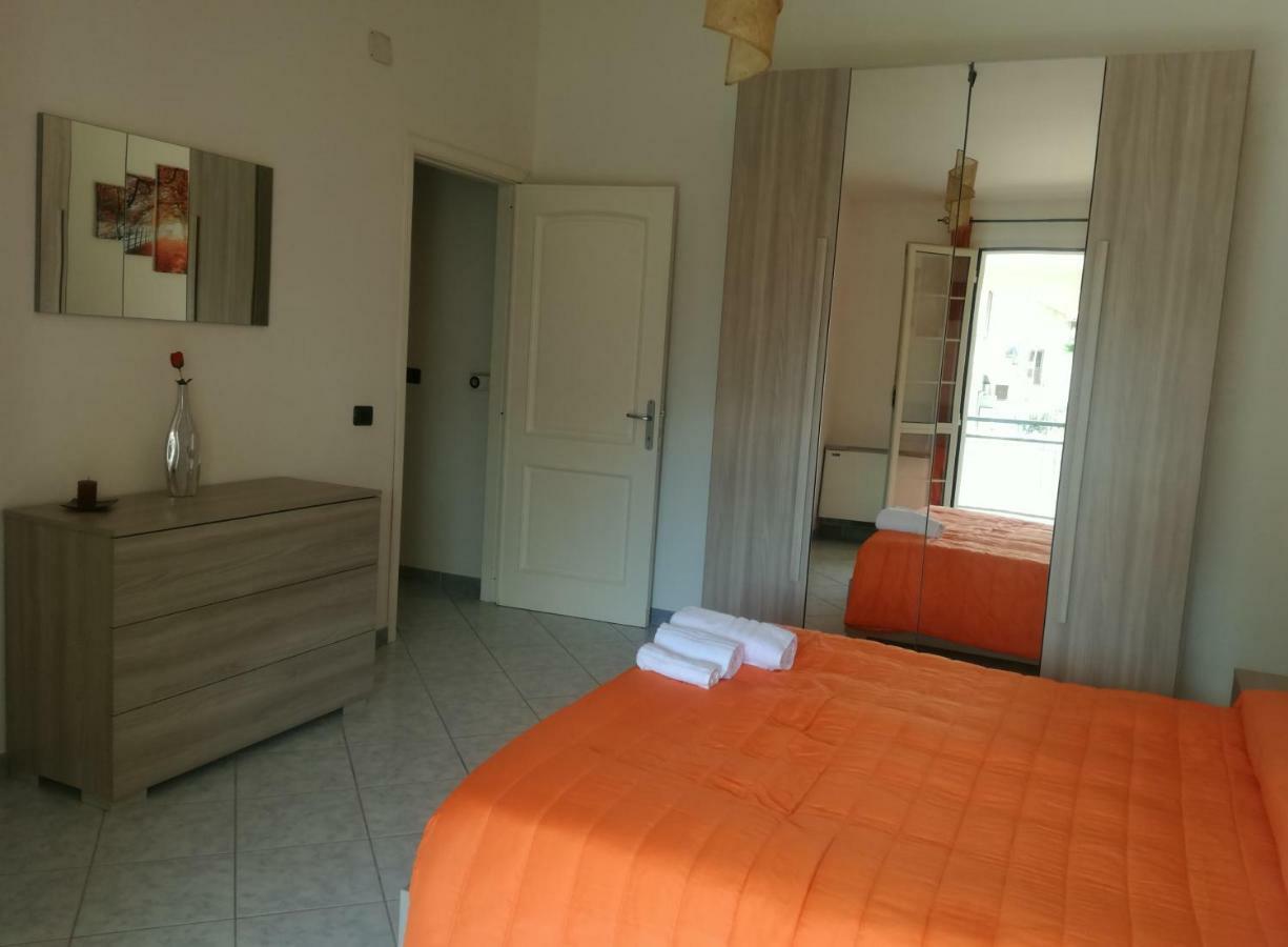 Il Giardino Appartement Lotzorai Buitenkant foto